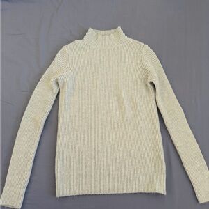 BB Dakota by Steve Madden Sea foam Green Turtleneck Sweater